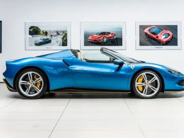 FERRARI 296 GTS   Blu Corsa