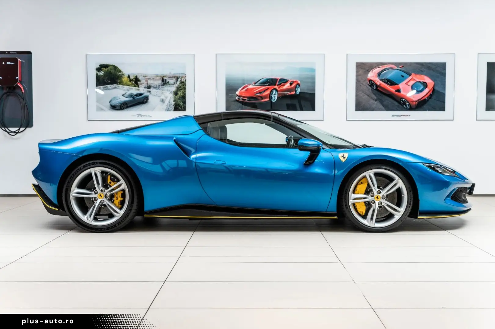 FERRARI 296 GTS   Blu Corsa