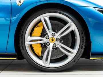 FERRARI 296 GTS   Blu Corsa
