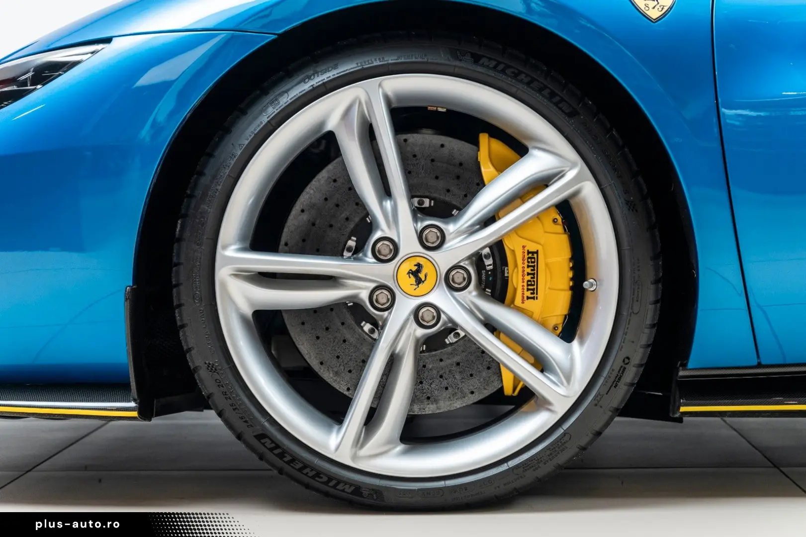 FERRARI 296 GTS   Blu Corsa
