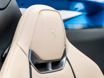 FERRARI 296 GTS   Blu Corsa