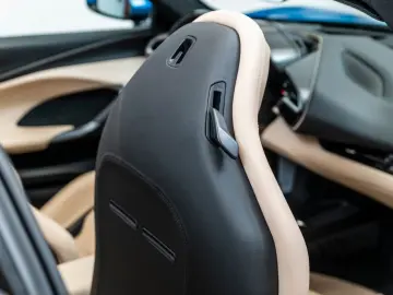 FERRARI 296 GTS   Blu Corsa