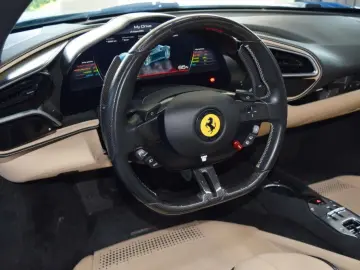 FERRARI 296 GTS Full CARBON   ACC   AppleCarPlay   JBL