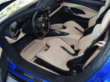 FERRARI 296 GTS Full CARBON   ACC   AppleCarPlay   JBL