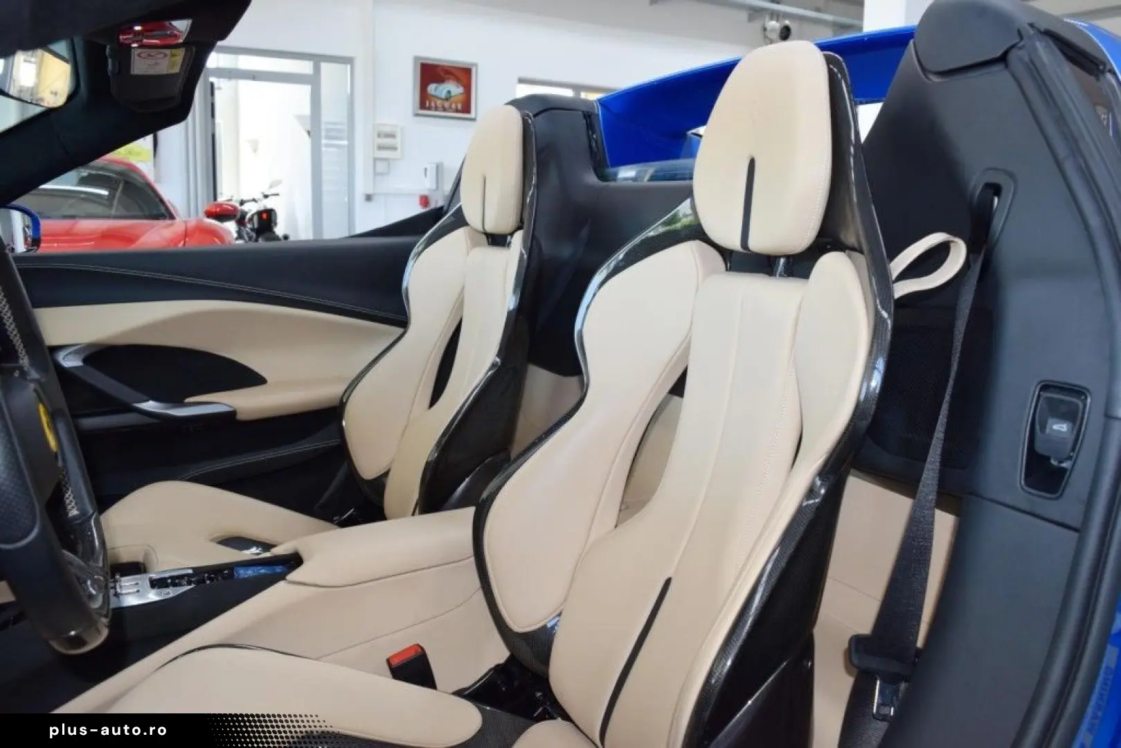 FERRARI 296 GTS Full CARBON   ACC   AppleCarPlay   JBL