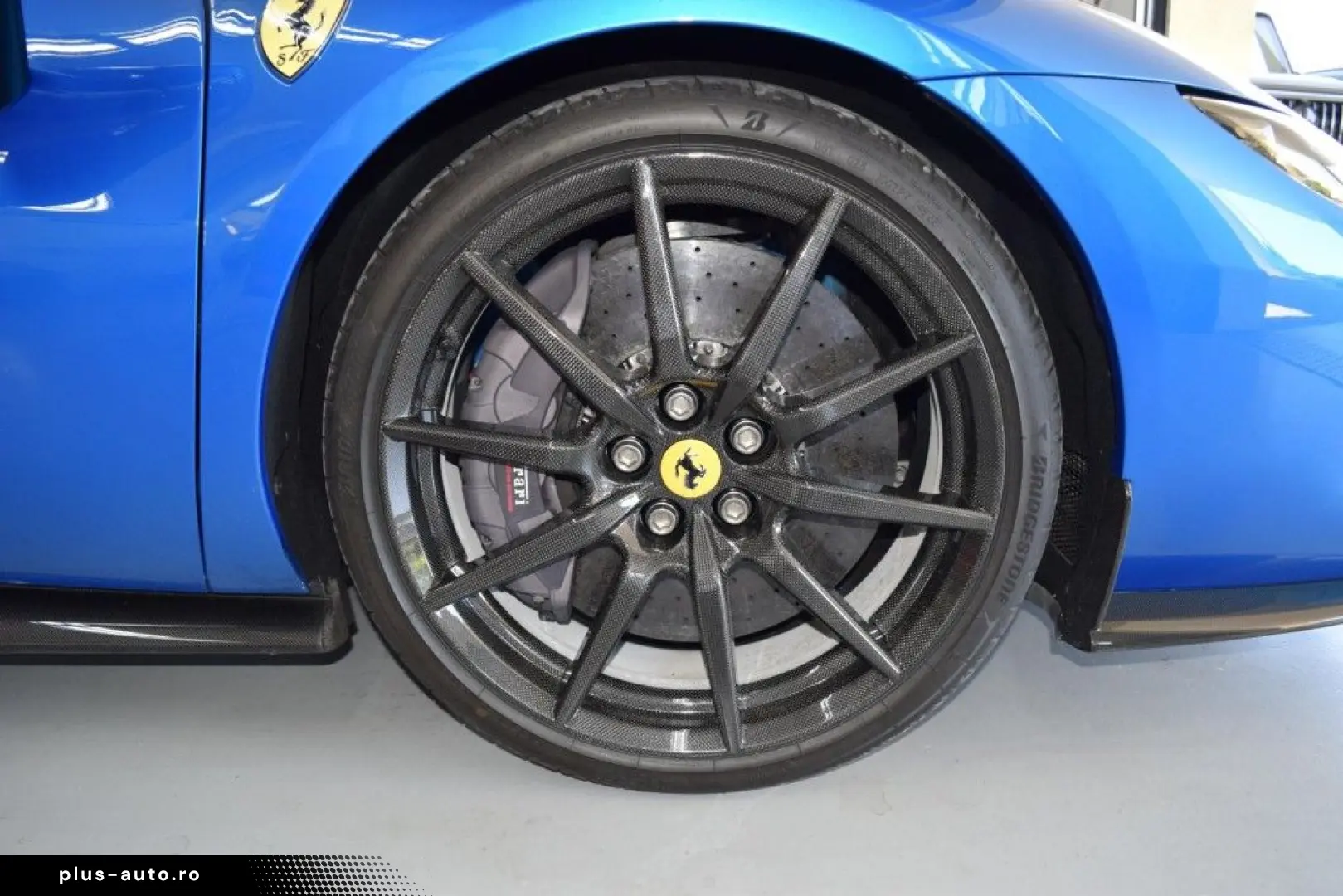 FERRARI 296 GTS Full CARBON   ACC   AppleCarPlay   JBL