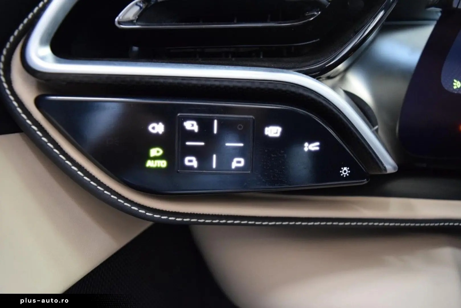 FERRARI 296 GTS Full CARBON   ACC   AppleCarPlay   JBL