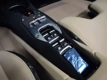 FERRARI 296 GTS Full CARBON   ACC   AppleCarPlay   JBL