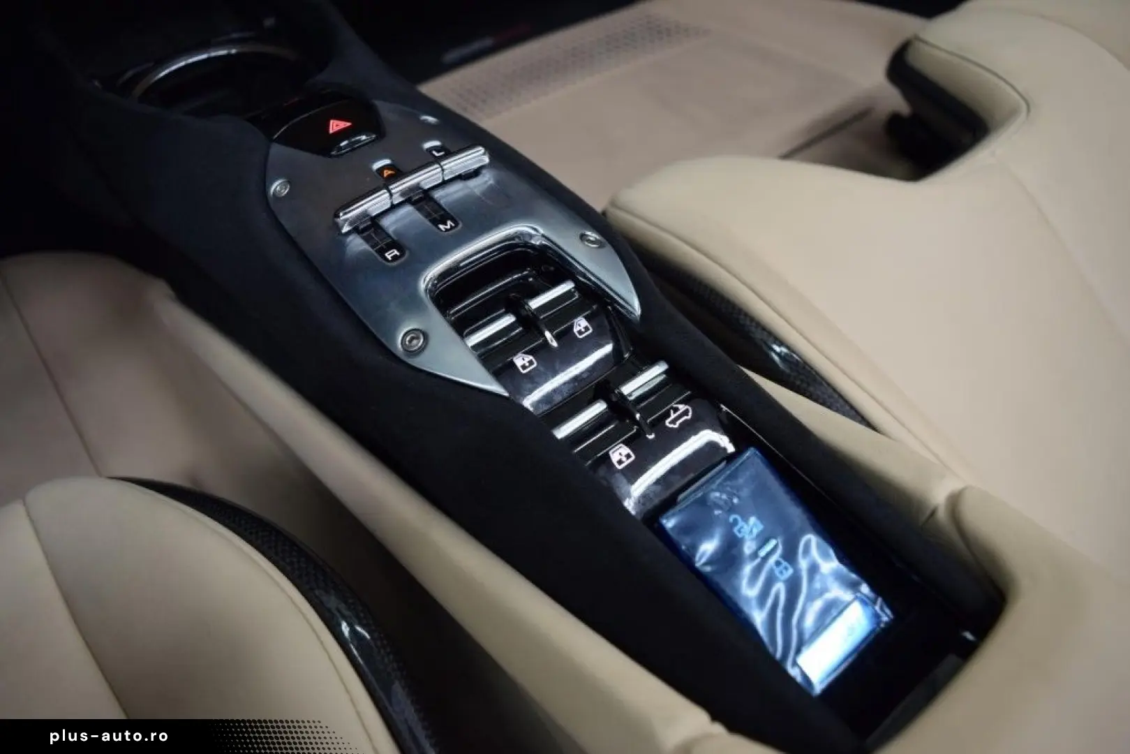 FERRARI 296 GTS Full CARBON   ACC   AppleCarPlay   JBL