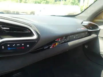 FERRARI 296 GTS Karbon Lift JBL Surround View Garantie