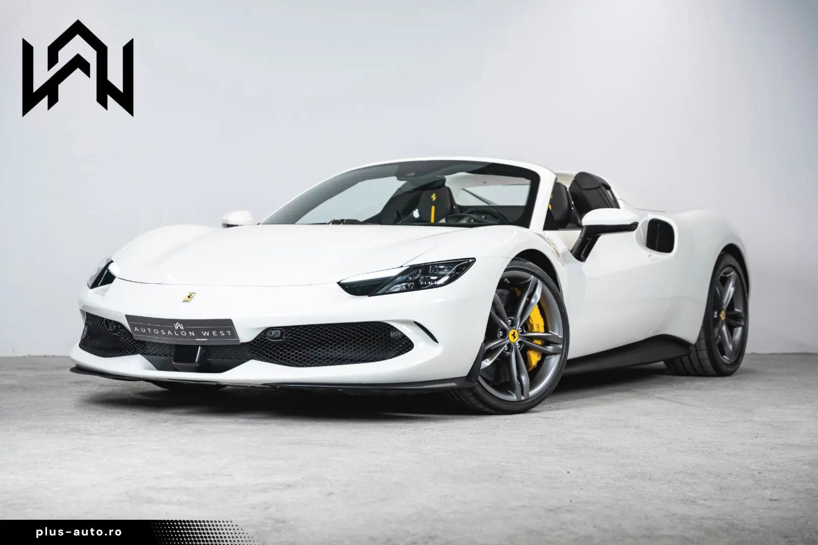 FERRARI 296 GTS  BIANCO AVUS CARBON