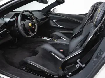 FERRARI 296 GTS  BIANCO AVUS CARBON