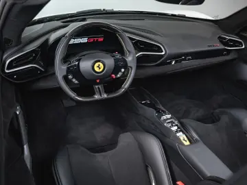FERRARI 296 GTS  BIANCO AVUS CARBON