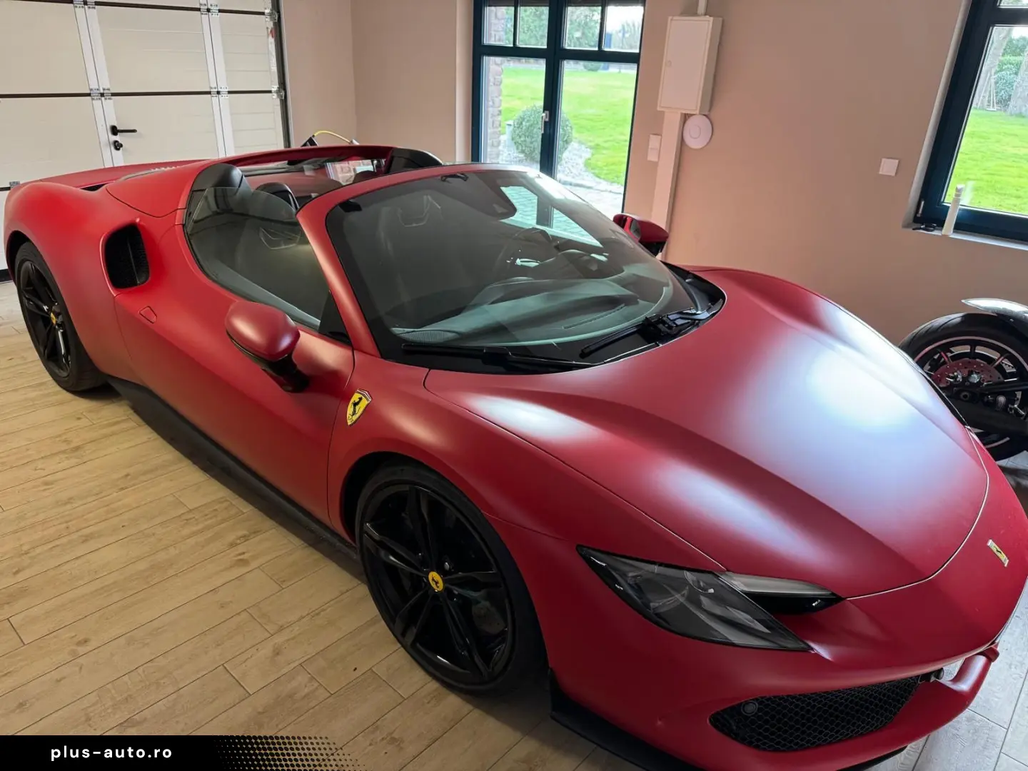 FERRARI 296 GTS lift