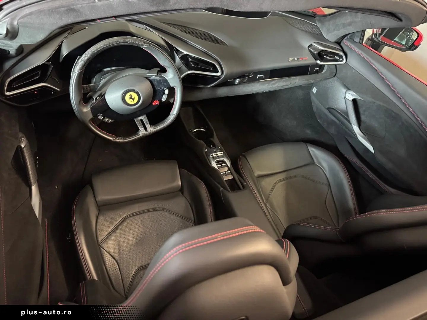 FERRARI 296 GTS lift