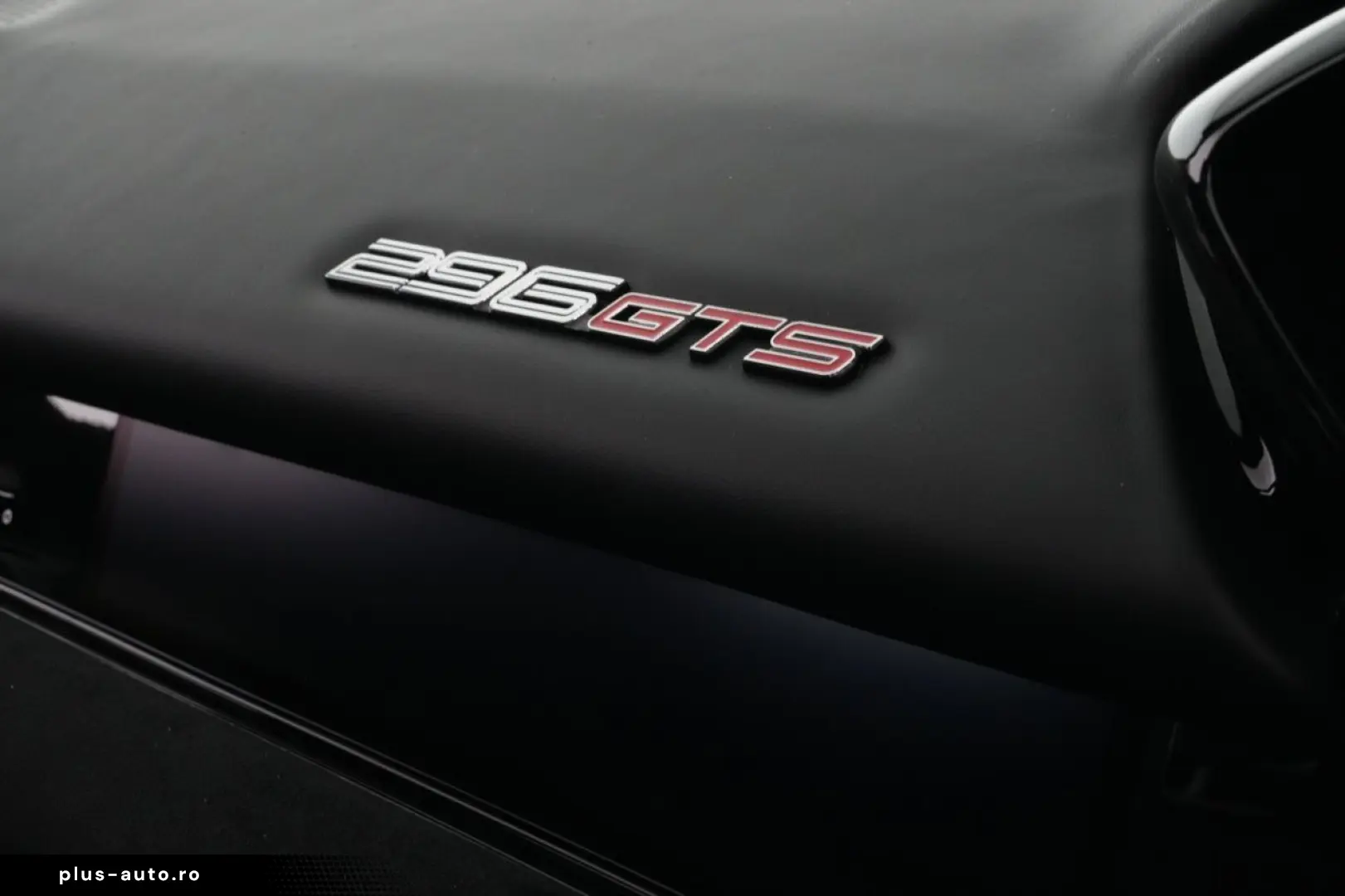FERRARI 296 GTS Daytona Seats - JBL - Nackenwärmer