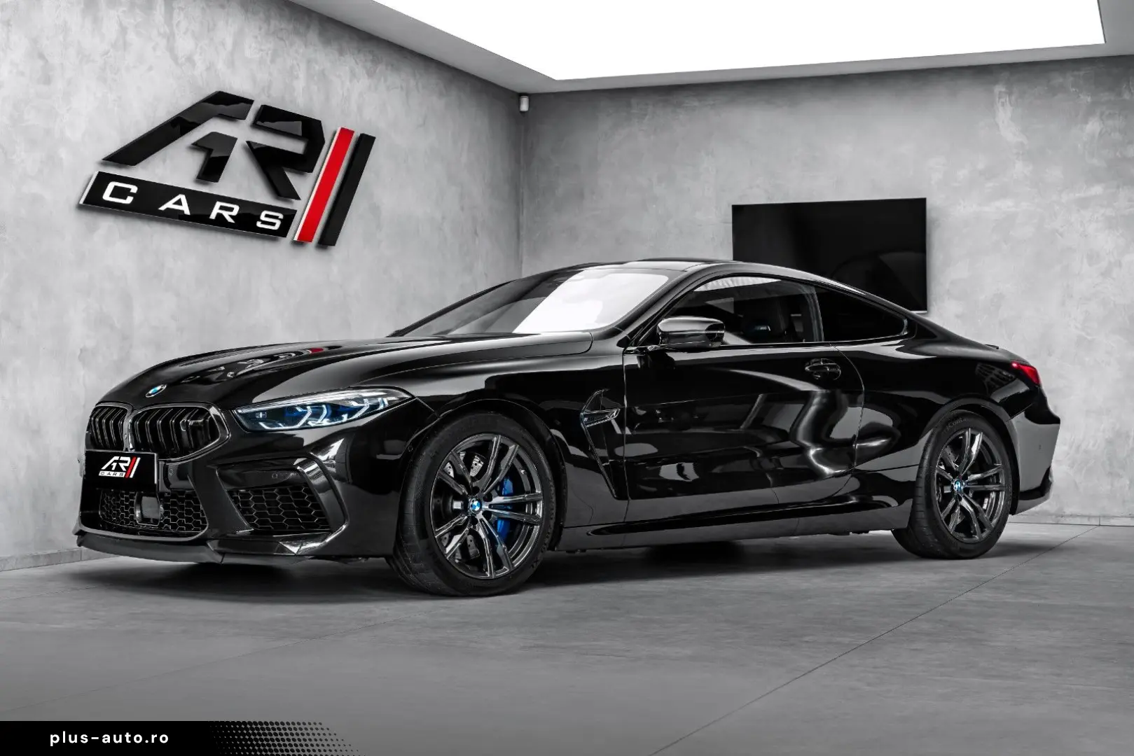BMW M8 Coupe Competition Night Carbon