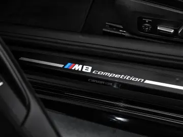 BMW M8 Coupe Competition Night Carbon