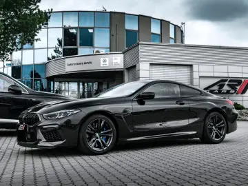 BMW M8 Coupe Competition Night Carbon