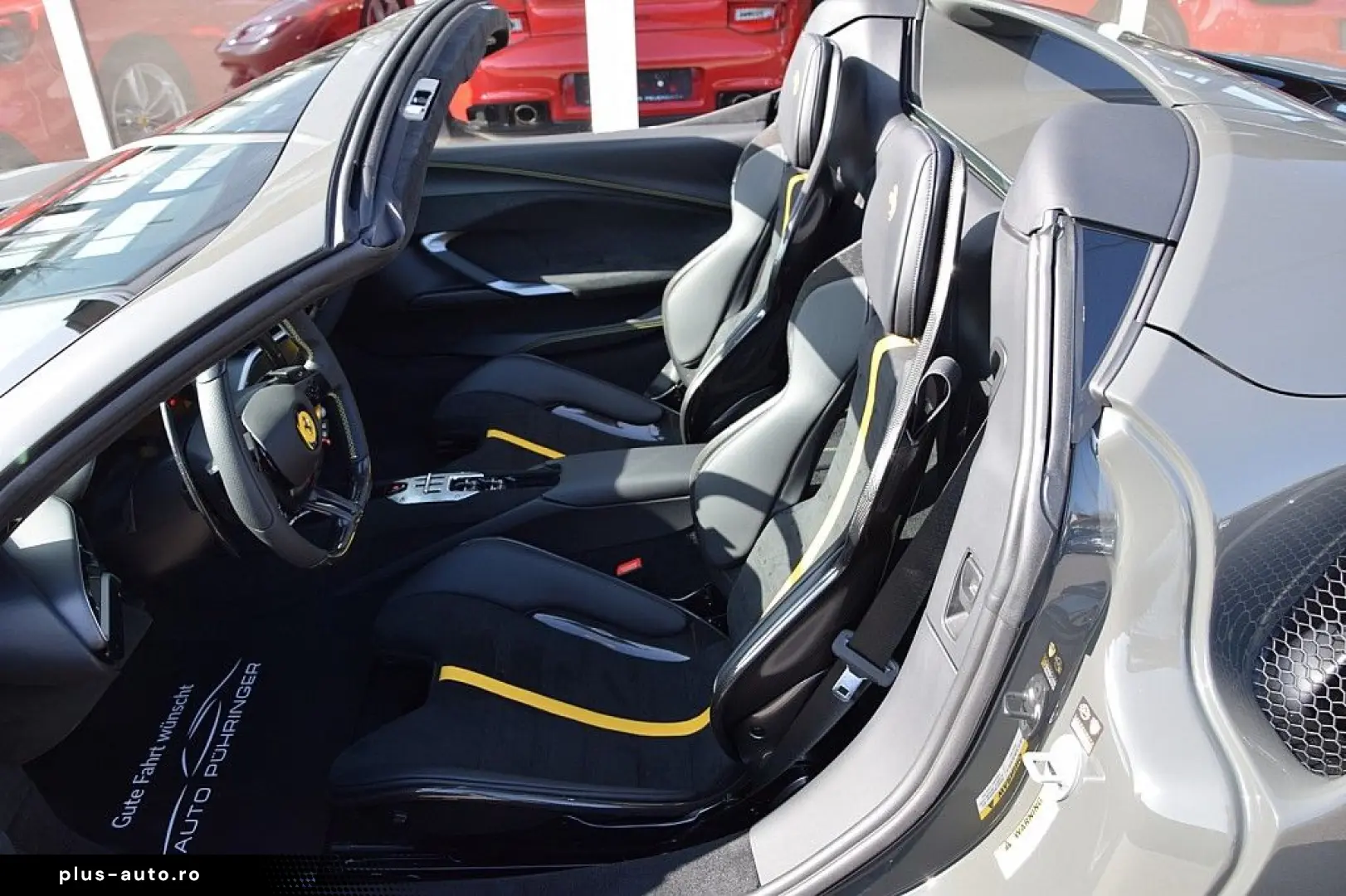FERRARI 296 GTS  LIFT Racing Seats Carbon LED Kamera