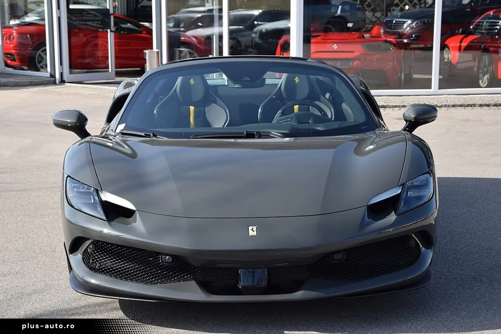 FERRARI 296 GTS  LIFT Racing Seats Carbon LED Kamera