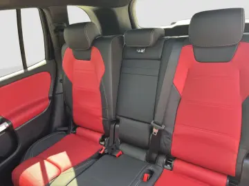 MERCEDES-BENZ GLB 250 4M  AMG AHK Panorama Sitzklima…