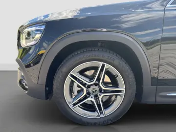 MERCEDES-BENZ GLB 250 4M  AMG AHK Panorama Sitzklima…
