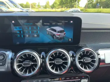 MERCEDES-BENZ GLB 250 4M  AMG AHK Panorama Sitzklima…