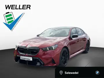 BMW M5 M DRIVERS Package 360  DAProf Pano AHK B W