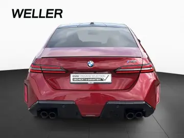 BMW M5 M DRIVERS Package 360  DAProf Pano AHK B W