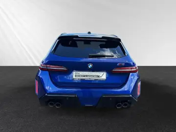 BMW M5 Touring Inkl. € 1.190 Zubehörbonus AHK Panora