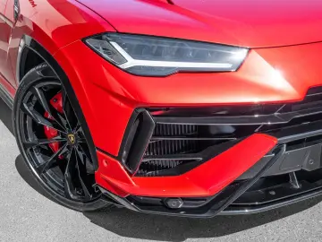 LAMBORGHINI Urus S Rosso Efesto  Rims 23''…