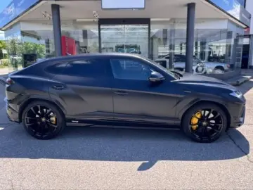 LAMBORGHINI Lamborghini Urus S Nero-Matt Black 23  B&O Garan