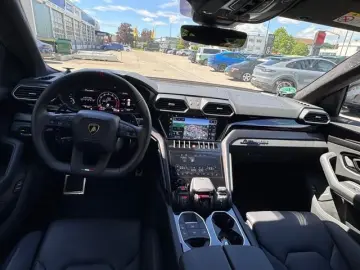 LAMBORGHINI Lamborghini Urus S Nero-Matt Black 23  B&O Garan