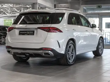 MERCEDES-BENZ GLE 300 d 4M