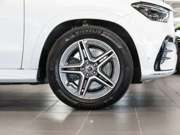 MERCEDES-BENZ GLE 300 d 4M