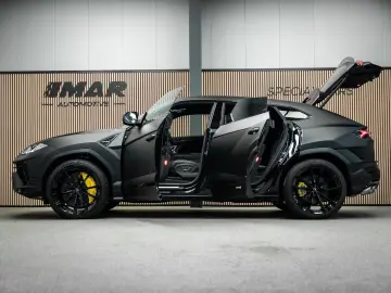 LAMBORGHINI Urus 4.0 V8 S   Urus S   BTW   Akrapovic   luftf