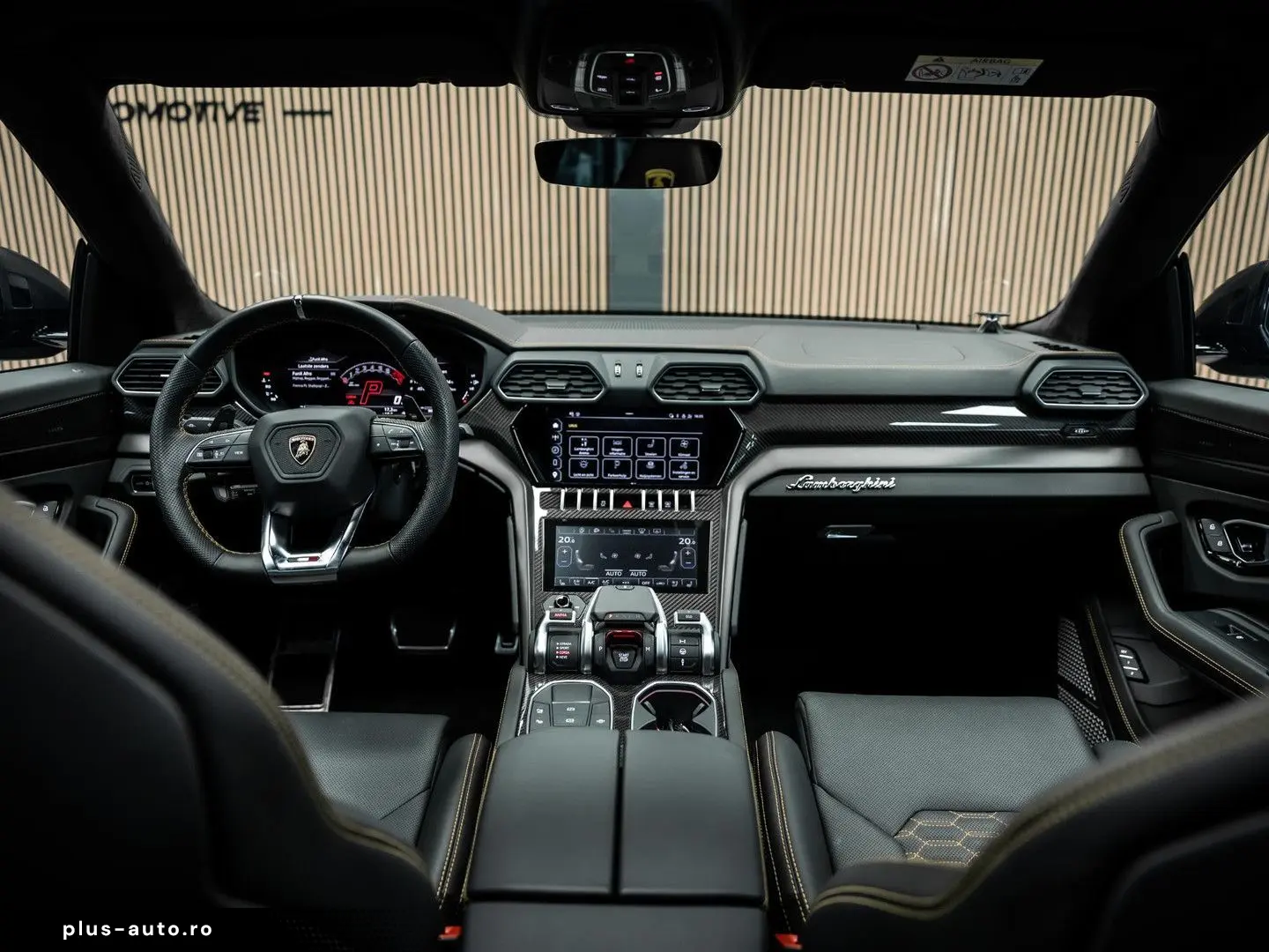 LAMBORGHINI Urus 4.0 V8 S   Urus S   BTW   Akrapovic   luftf