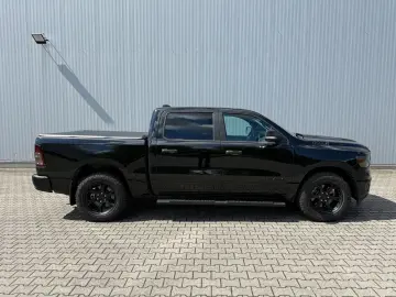 DODGE 5 7 LEDER CREWCAB 4x4 GAS LPG BIG HORN Night