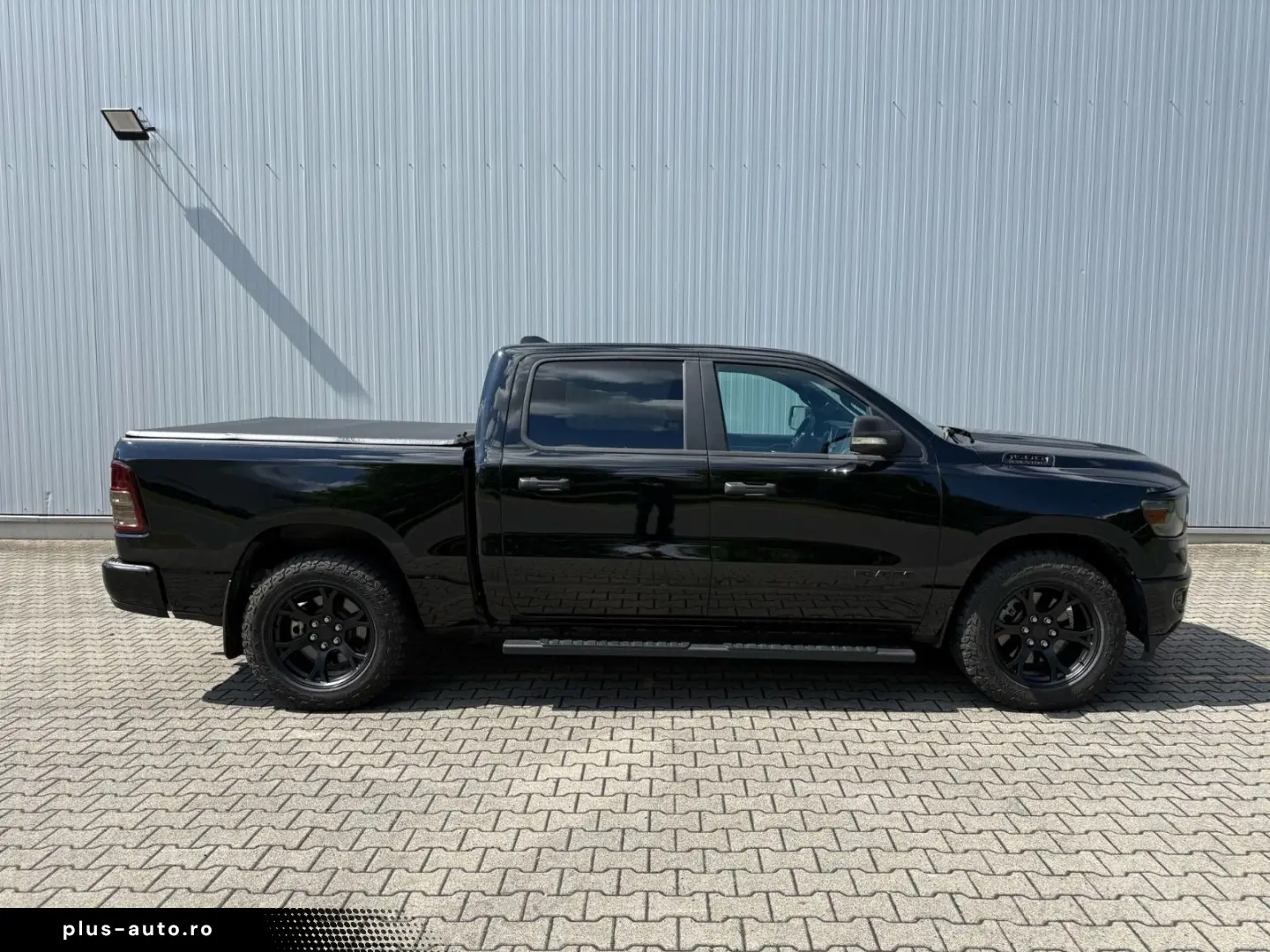 DODGE 5 7 LEDER CREWCAB 4x4 GAS LPG BIG HORN Night