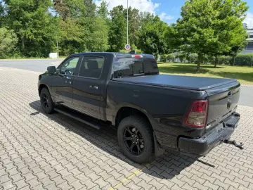 DODGE 5 7 LEDER CREWCAB 4x4 GAS LPG BIG HORN Night