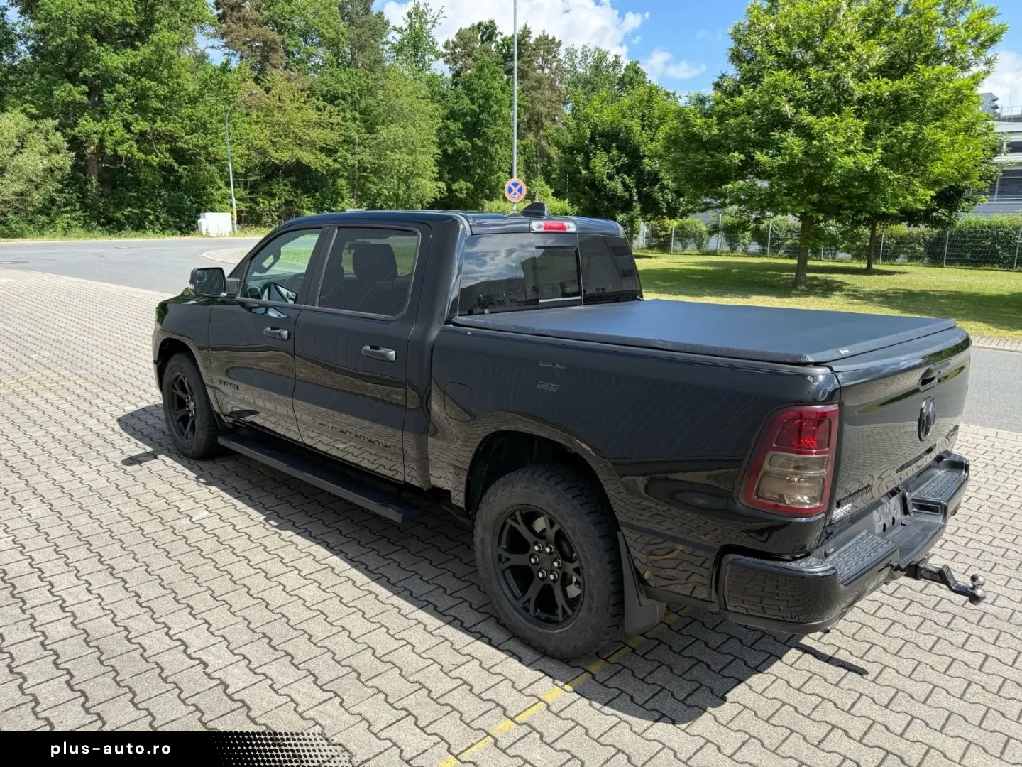 DODGE 5 7 LEDER CREWCAB 4x4 GAS LPG BIG HORN Night