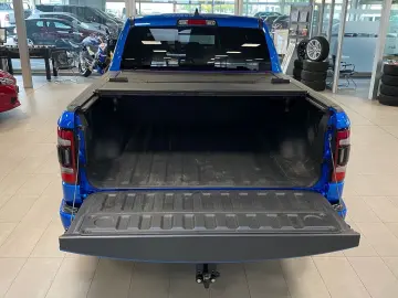 DODGE RAM 1500 4x4 Built to Serve 5 7l V8 LPG DEUTSCHE