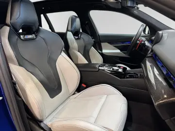 BMW M5 Touring Inkl. € 1.190 Zubehörbonus AHK Pano B