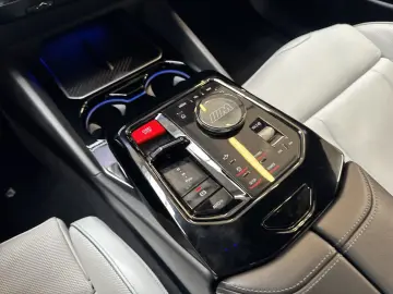 BMW M5 Touring Inkl. € 1.190 Zubehörbonus AHK Pano B