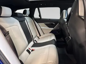 BMW M5 Touring Inkl. € 1.190 Zubehörbonus AHK Pano B