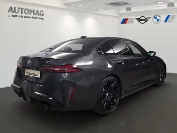 BMW M5 Limousine M-CompoundBremse Panoramadach Bower
