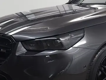BMW M5 Limousine M-CompoundBremse Panoramadach Bower