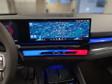BMW M5 Limousine M-CompoundBremse Panoramadach Bower