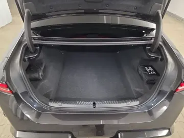 BMW M5 Limousine M-CompoundBremse Panoramadach Bower